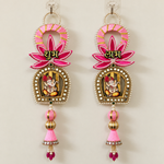Pink tassel drop detail