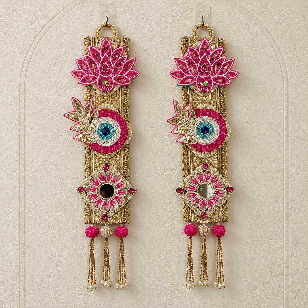Antique Gold Mirror Floral Hanging - detail view
