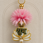 Pink Shubh Chrysanthemum Hanging - detail view